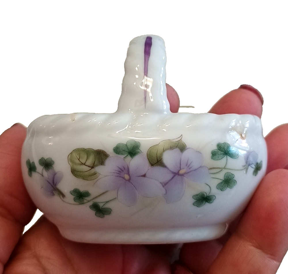 Vtg Reutter Porzellen 2.5" Flower Basket Mini W Germany Dollhouse Violets purple